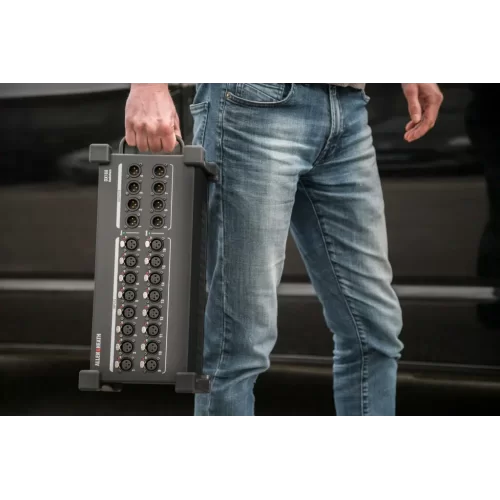 Allen & Heath Dlive-DX168 (DX168) Модуль расширения, 16x8 каналов